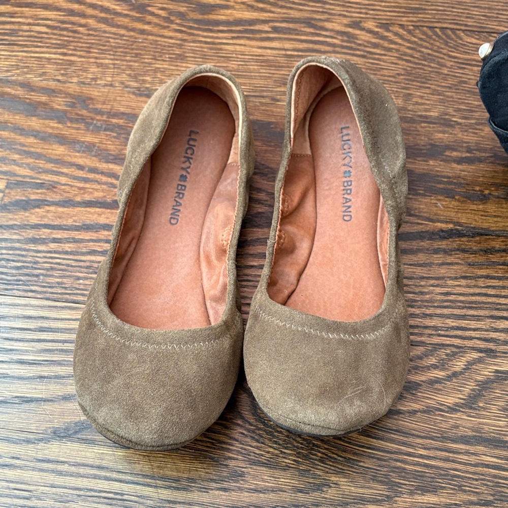 Lucky Brand Brown Suede Flats